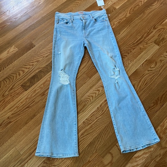 NWT MOTHER The Weekender Jeans in Free Hugs Size 32 - Picture 6 of 15